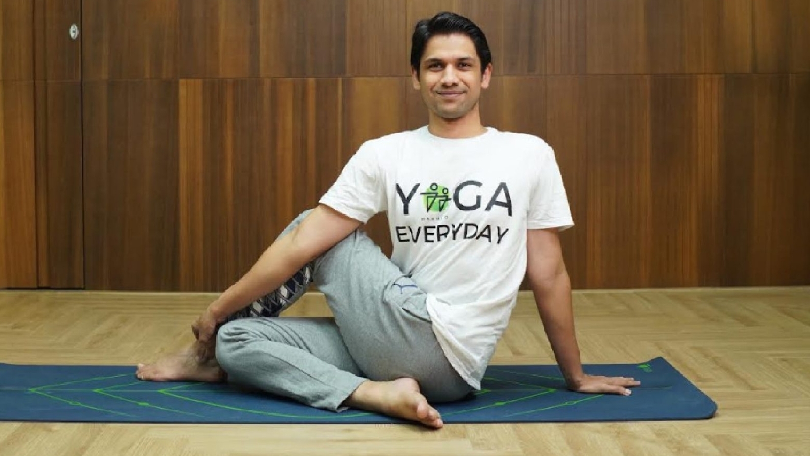 Yoga trainer Saurabh Bothra recommends 5 healthy habits for busy lives - plus 1 pro tip | Health