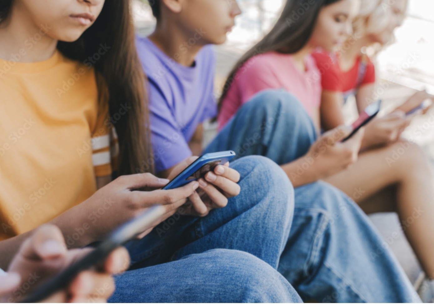 New cell phone policy for Baltimore City students in 2025-26