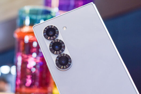 a photo of the Samsung Galaxy Z Fold 6