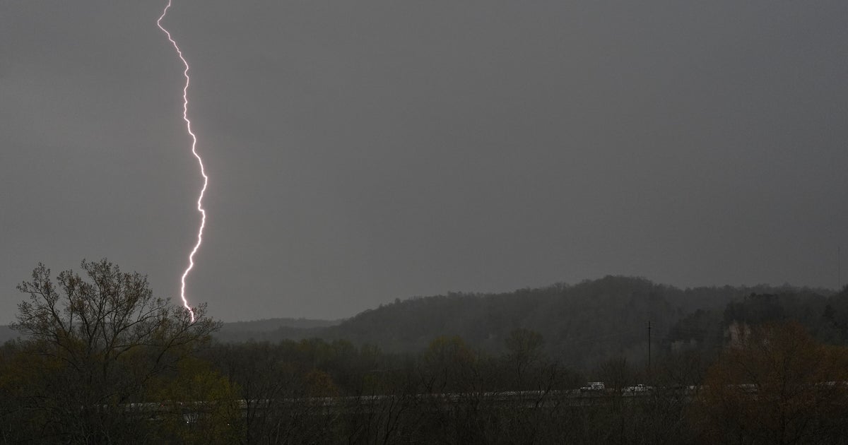 20 people injured by lightning strike at South Carolina lake