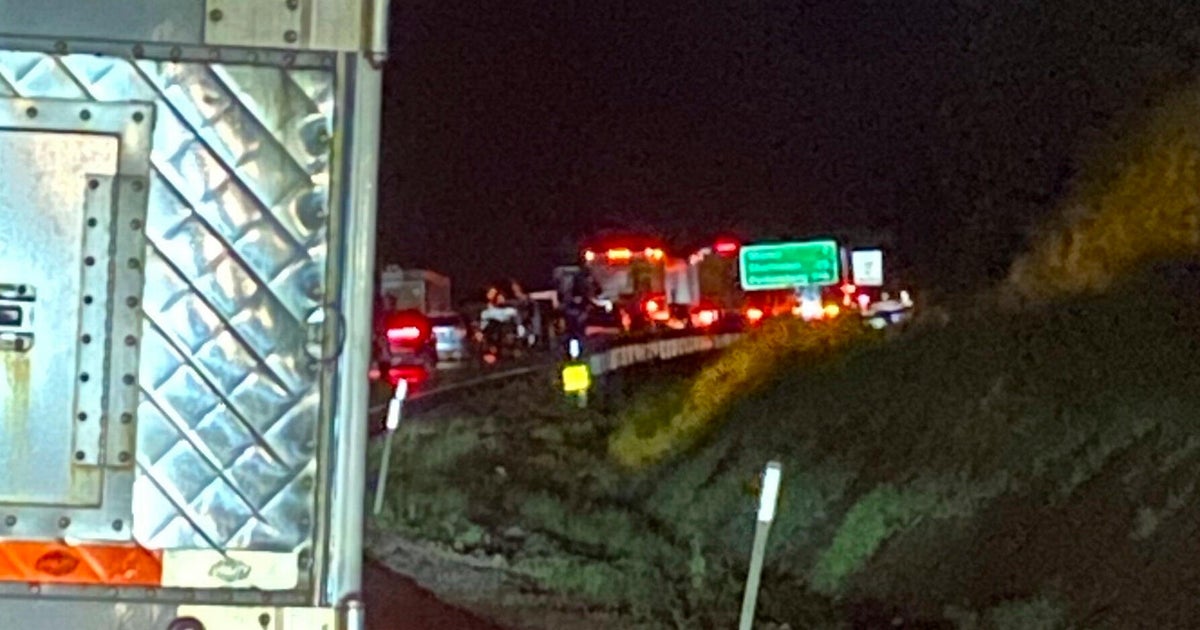 West Virginia mudslide strands thousands on highway for more than 8 hours