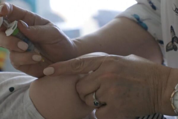 Doctor voices concern as new CDC vaccine panel revisits RSV shots for newborns