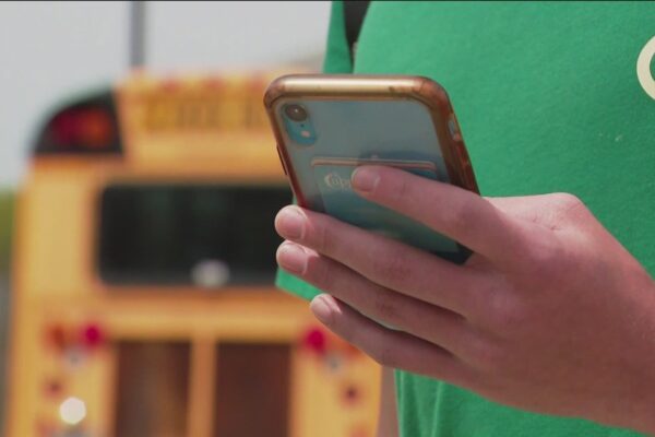 Parents, schools weigh in on proposed cell phone ban in Ohio public schools