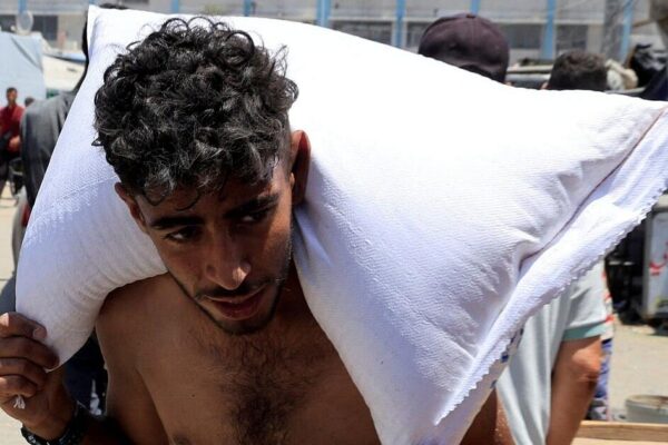 Stunning Photos from June 27, 2025 Around the World