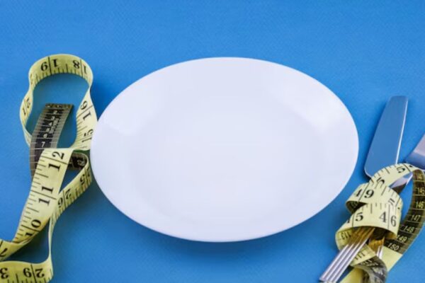 Skipping dinner might seem like a weight loss hack, But it comes with serious health risks – Lifestyle News Health risks of skipping dinner