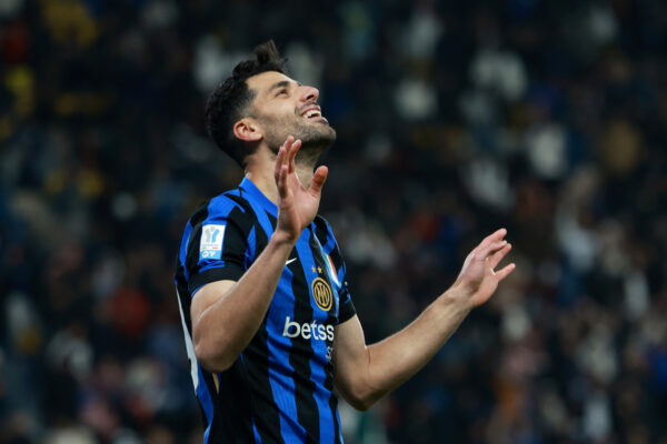 Mehdi Taremi of FC Internazionale celebrates scoring his team