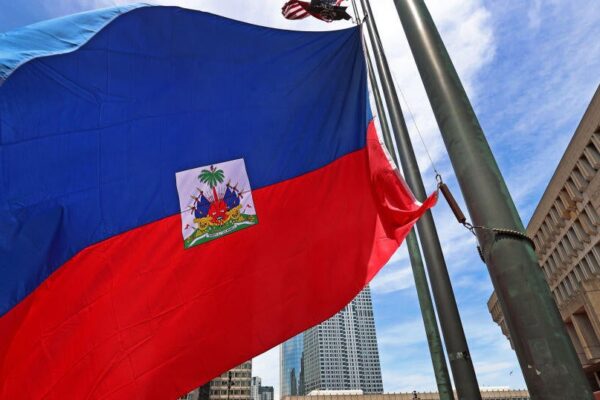 U.S. to revoke immigration status of Haitian migrants in September