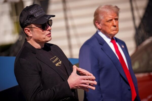 Judge extends order preventing Trump administration from laying off thousands of federal workers