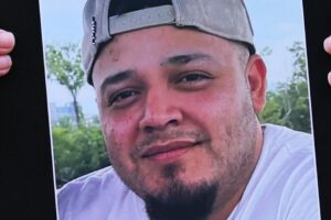Kilmar Abrego Garcia asks to remain in federal custody, and Justice Department agrees