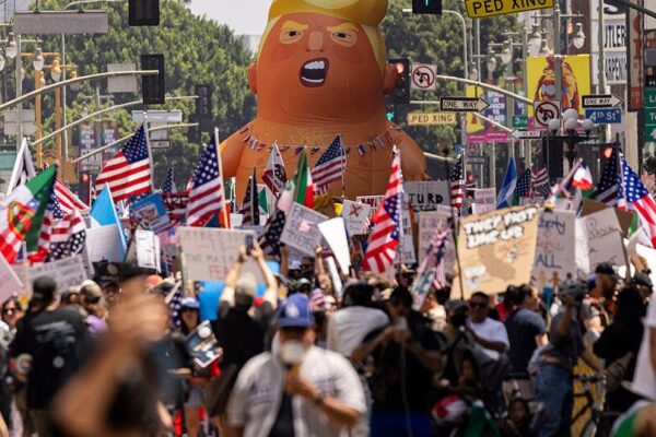 "No Kings" protests draw crowds in cities across U.S.