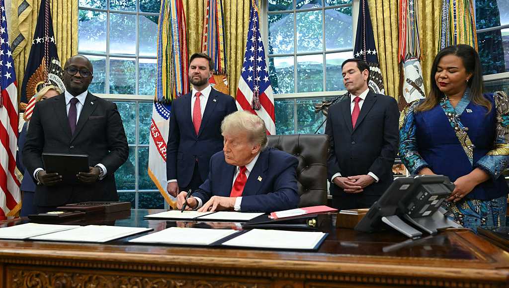 President Trump pauses "very difficult" Canada trade talks