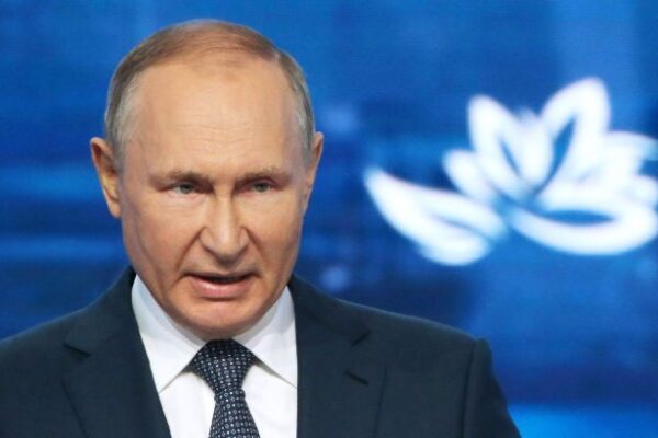 Putin says that West will soon die out following negative forecasts about Russian economy