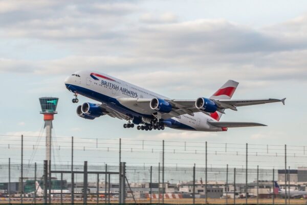 How a massive overhaul of UK airspace promises to cut flight times and delays
