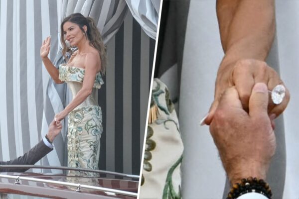 Lauren Sánchez, Jeff Bezos Step Out In Venice Ahead of Wedding