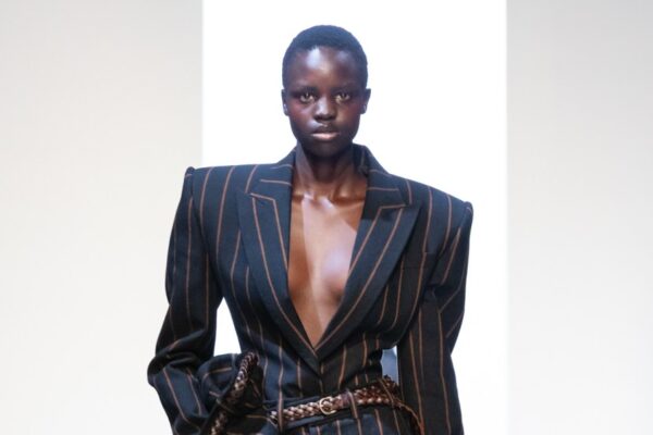 Juun.J Spring 2026 Runway, Fashion Show & Collection Review Juun.J Spring 2026 Runway, Fashion Show & Collection Review