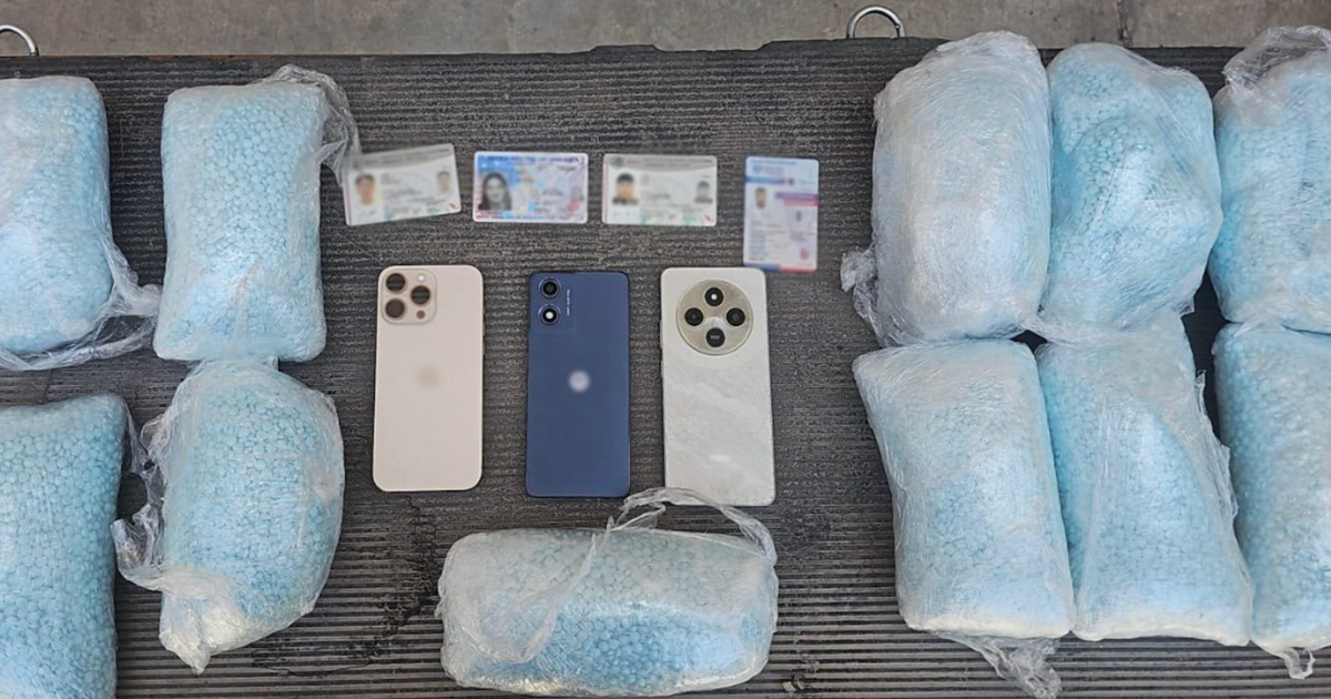 Mexican authorities seize 110,000 fentanyl pills and arrest 3, including 1 American