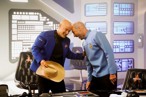 Jeff Bezos Battled Elon Musk in SNL's Star Trek Parody: Watch