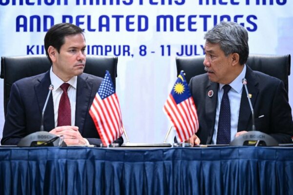 China backs Southeast Asia nuclear ban; Rubio, Lavrov at ASEAN meeting | ASEAN News