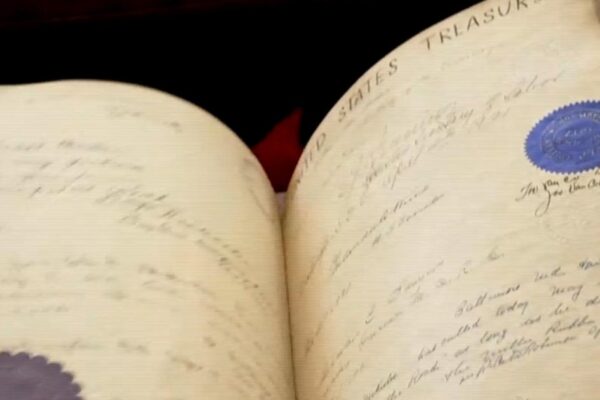 This book weighs 60 pounds and has 50,000 autographs