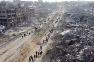 7/30: CBS Evening News Plus