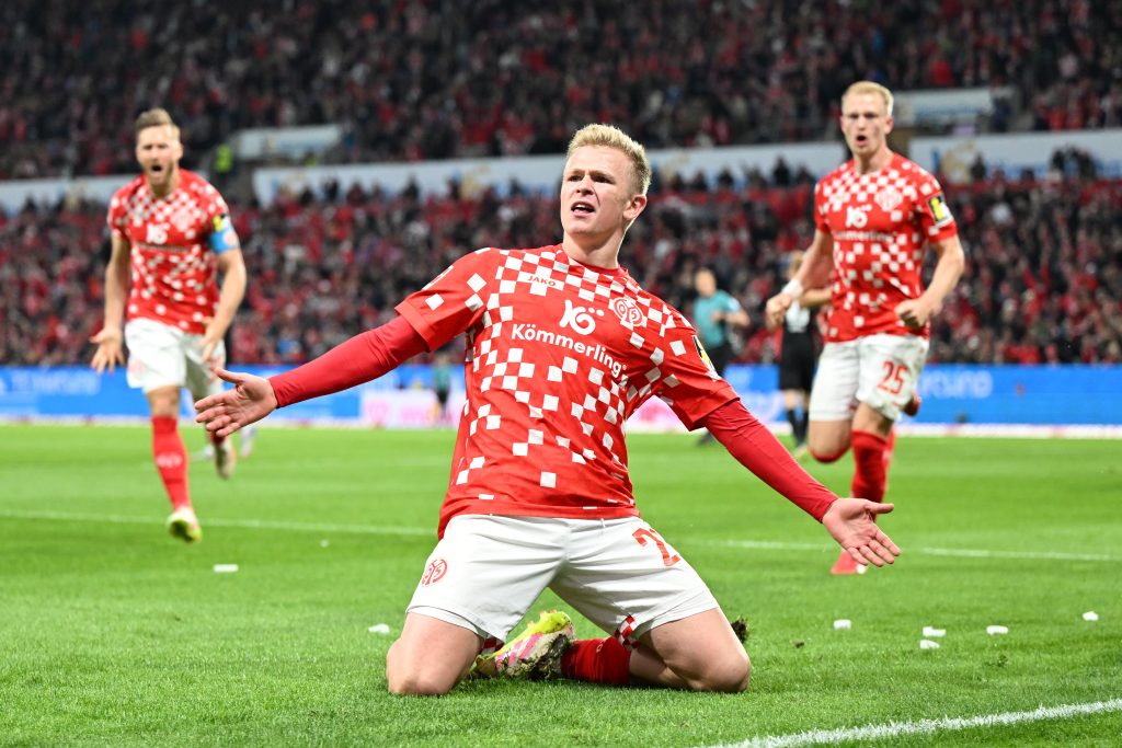 Breakthrough in Jonathan Burkardt’s transfer to Eintracht Frankfurt