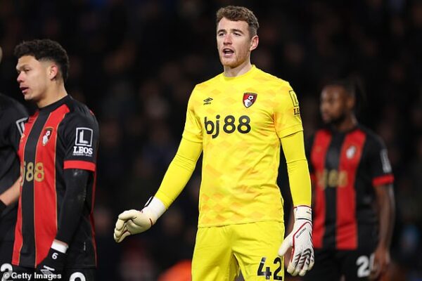 Everton target Premier League goalkeeper from rival club as David Moyes looks for proven back up for Jordan Pickford Travers has Premier League experience but spent part of last season on loan at Middlesbrough