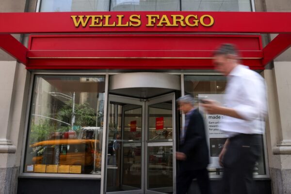 Jim Cramer's top 10 things to watch in the stock market Tuesday