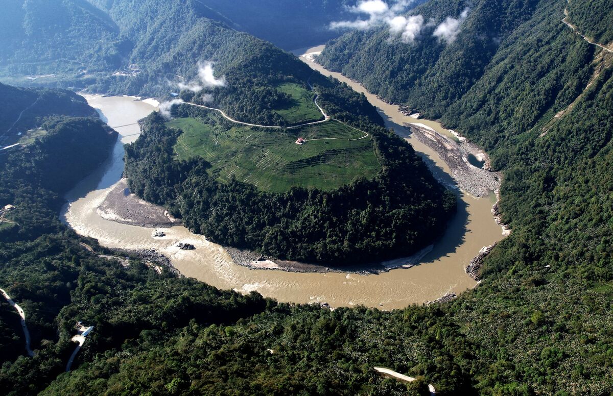 China Moves Ahead With $167 Billion Tibet Mega-Dam Despite Risks