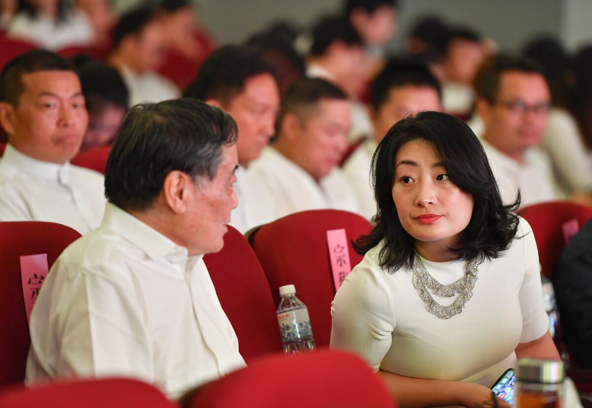 China Scion’s Fight With Half-Siblings Sends Succession Warning