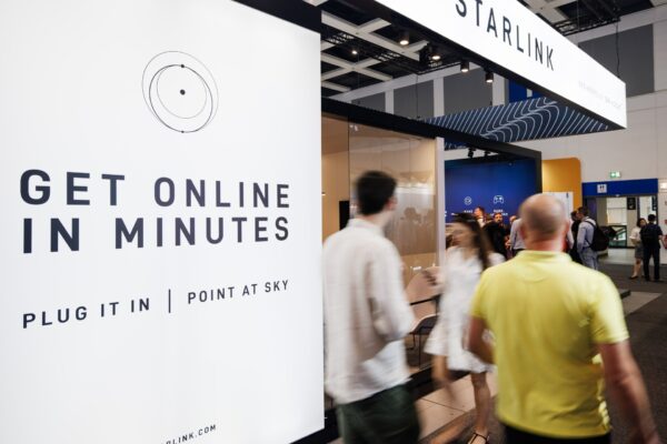 Elon Musk ‘sorry’ after Starlink satellite internet suffers global outage | Elon Musk News