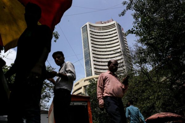 Indian Brokerage Nuvama, BSE Shares Drop After Sebi Curbs on Jane Street