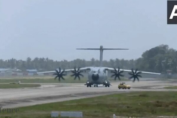 British specialists arrive on A400M to to inspect Royal Navy’s stranded F-35B fighter jet at Thiruvananthapuram airport British specialists arrive on A400M to to inspect Royal Navy’s stranded F-35B fighter jet at Thiruvananthapuram airport