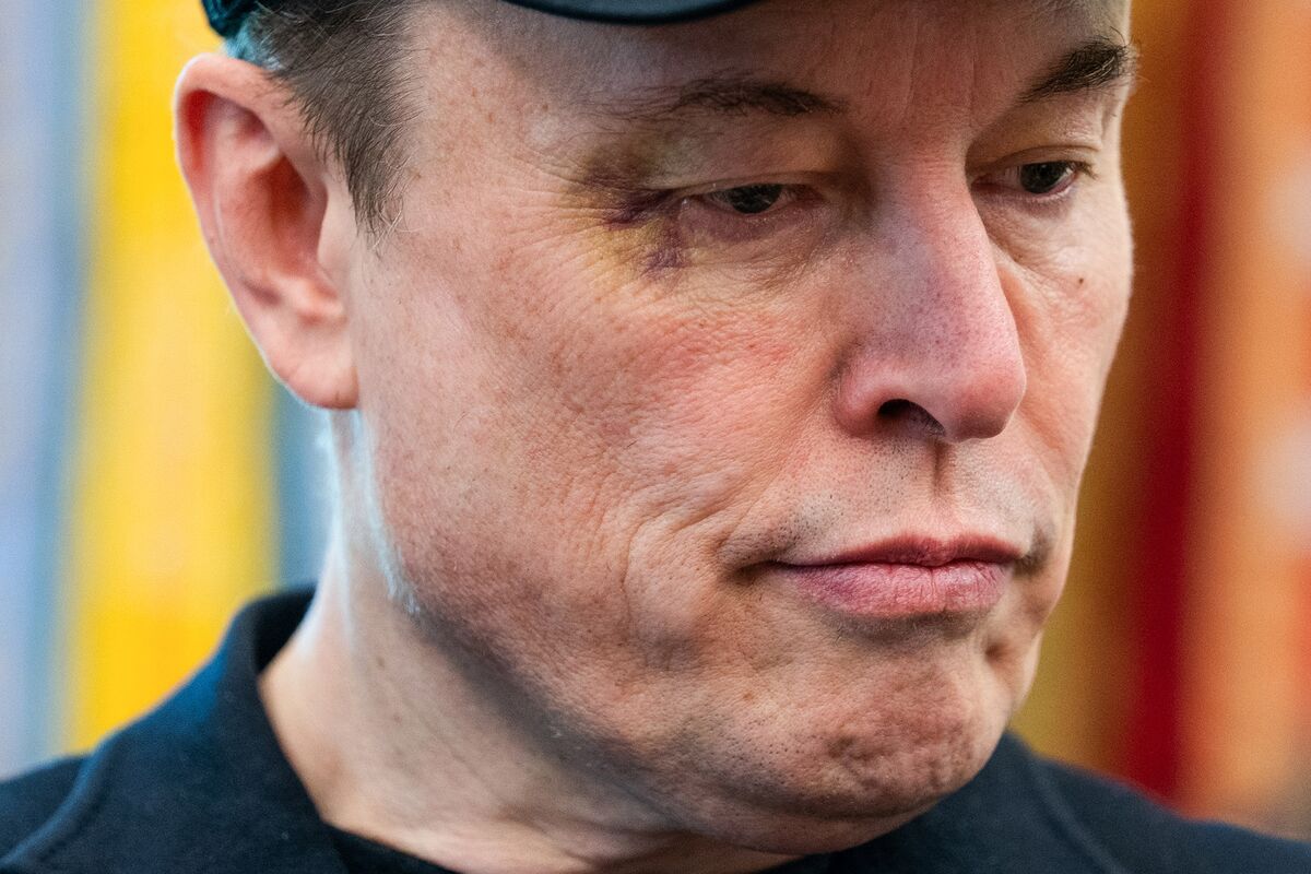 How Elon Musk’s Trump Feud and Wild Bets Threaten His Empire