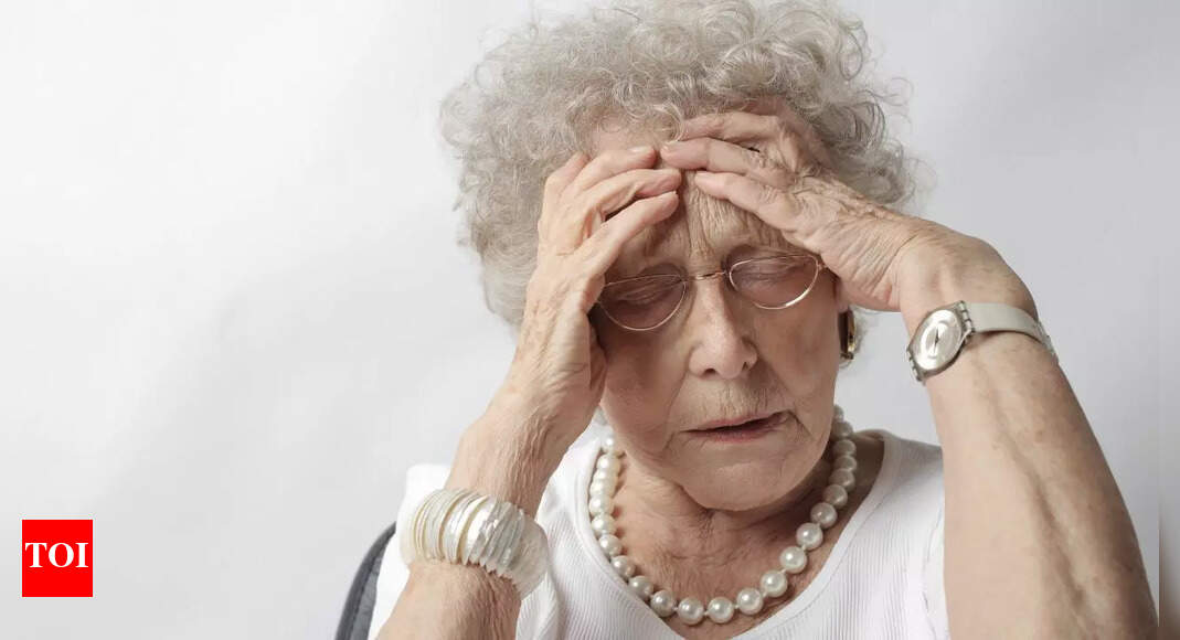 Alzheimer’s disease: Causes, early symptoms, and 11 lifestyle changes that could help prevent it |