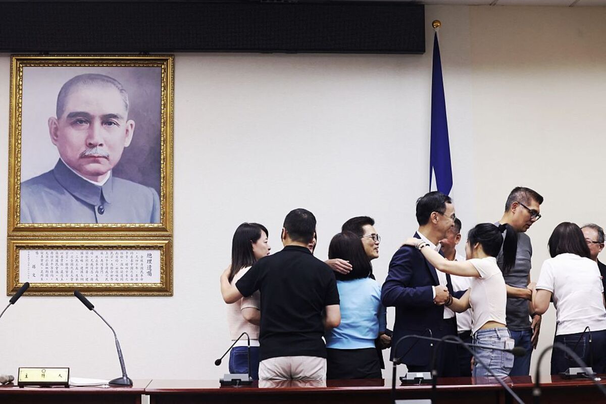 Failed Bid to Oust Taiwan Opposition in Recall Election Gives China New Leverage