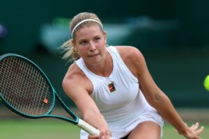 Hometown hero Klugman leads British junior charge at Wimbledon