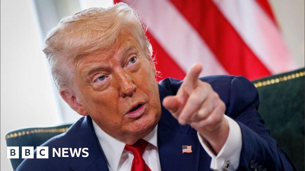 Trump to meet Swinney and open golf course on final day of visit