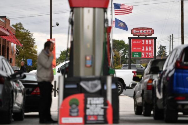 High imports, soft summer demand weigh on US gasoline