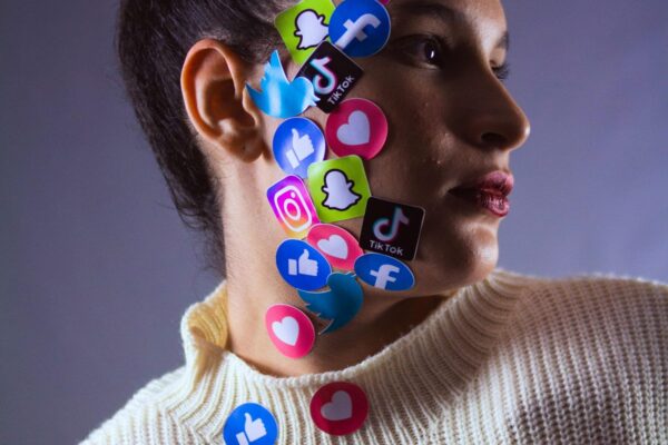 4 Scroll Cocaine Apps Stole 3 Years of My Life | by Arslan Mirza | Medium