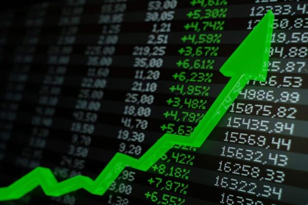 Closing Bell: Nifty above 25,450, Sensex up 193 pts; IT, oil & gas, realty gain Closing Bell: Nifty above 25,450, Sensex up 193 pts; IT, oil & gas, realty gain