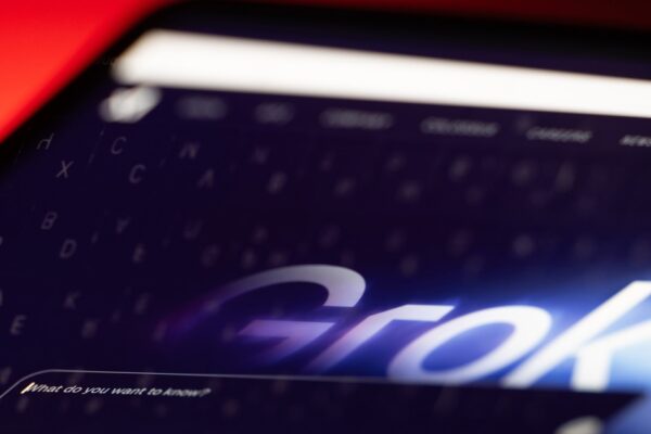 Grok, Elon Musk's AI chatbot, seems to get right-wing update