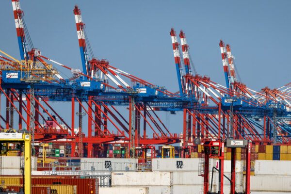 Trump reaches agreement with E.U. to impose 15% tariff, with exceptions for key industries