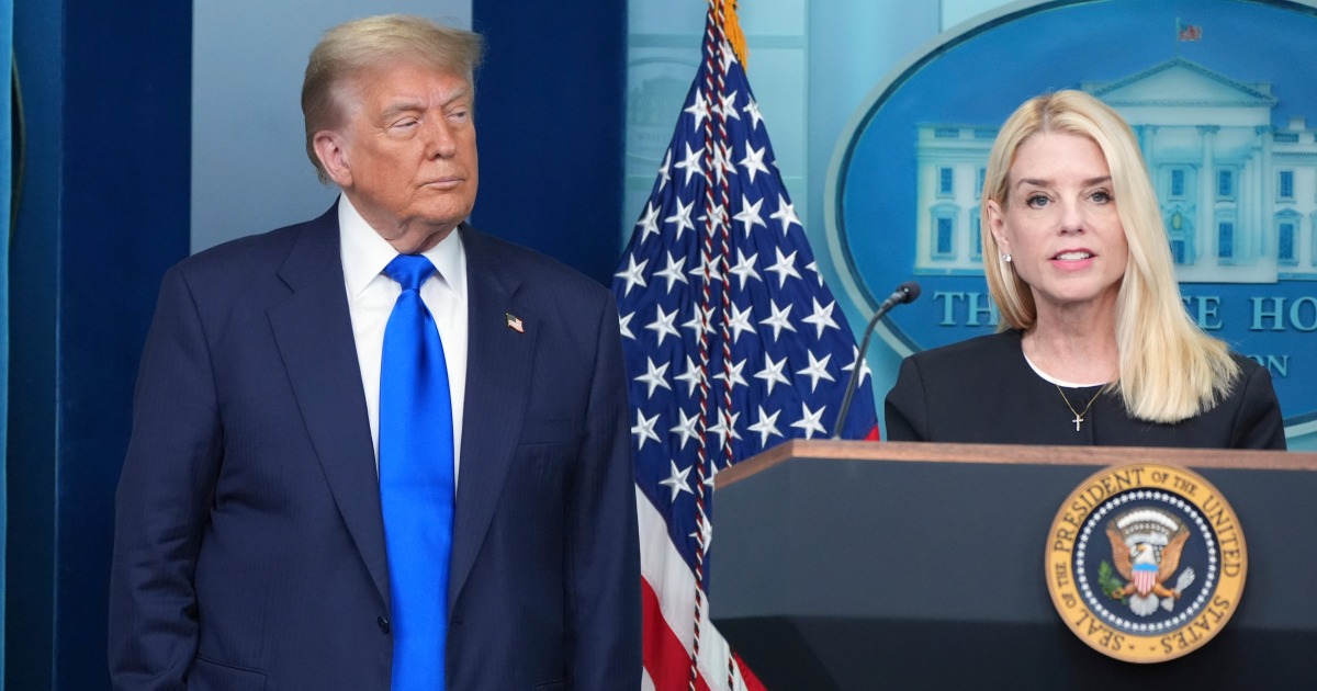 Trump posts support for Attorney General Pam Bondi