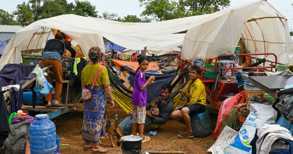 Thailand and Cambodia trade accusations as deadly border clashes enter third day