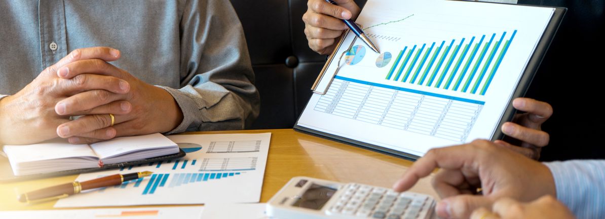 KKR Insiders Sold US$296m Of Shares Suggesting Hesitancy