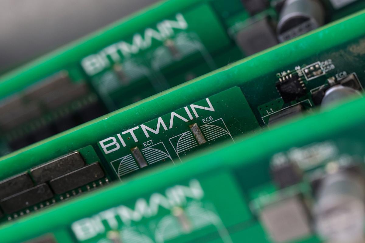Chinese Crypto Giant Bitmain Plans US Factory in Trump-Era Push