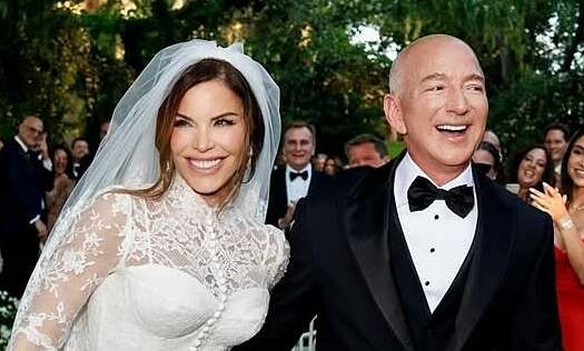 How Jeff Bezos and Lauren Sánchez do their prenups as one of the world’s richest couples?