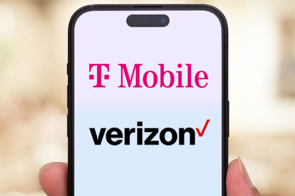 T-Mobile and Verizon logo on iPhone