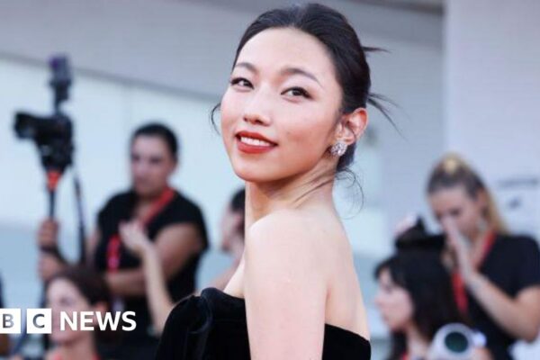 A furious Chinese internet takes on privilege