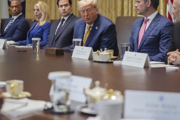 Trump says he's 'not happy' with Putin and blames him for 'killing a lot of people' in Ukraine | International News